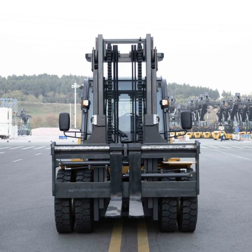 xe nang dau 10 tan 3