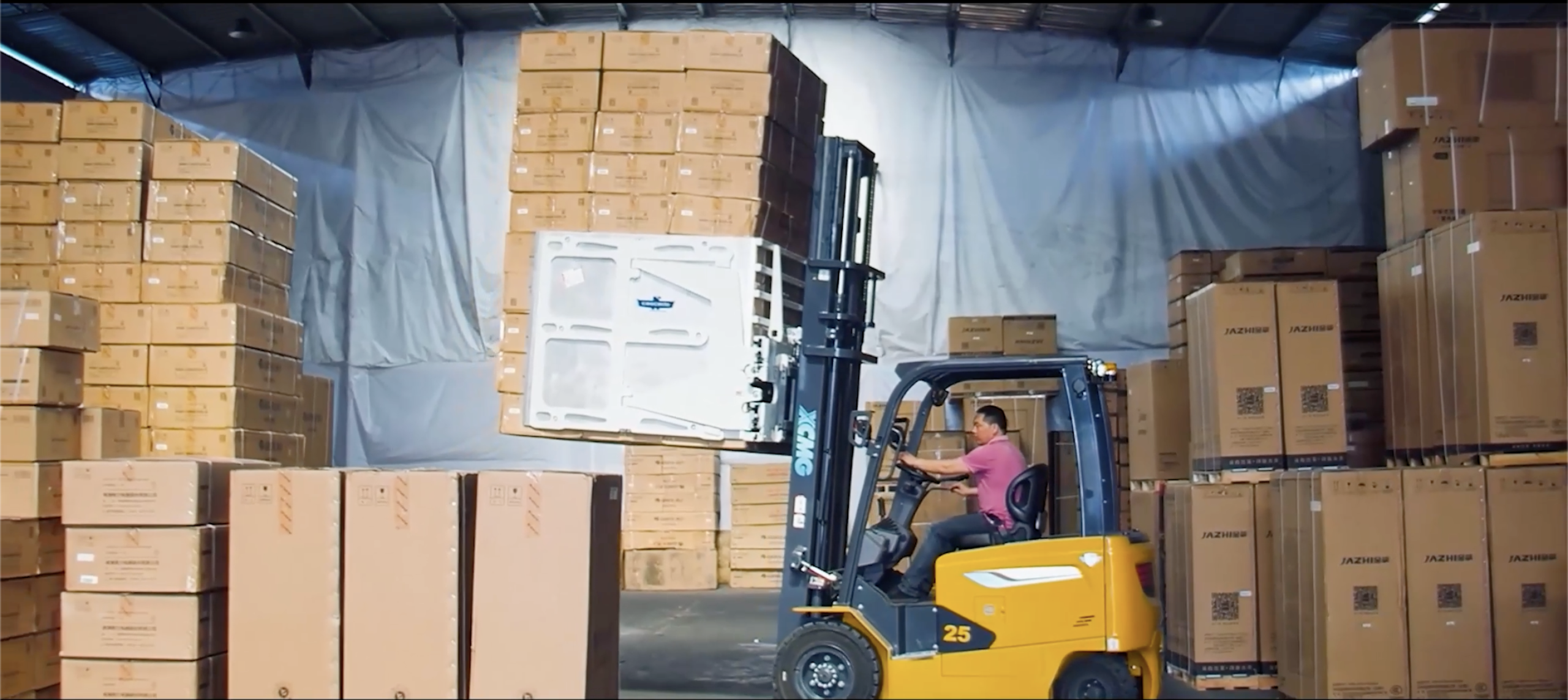 Bí Quyết Tăng Tuổi Thọ Xe Nâng Lên Thêm Hơn 10 Năm: Quy Trình Bảo Dưỡng Xe Nâng Định Kỳ Doanh Nghiệp Không Nên Bỏ Qua 4 Vận hành xe nâng XCMG