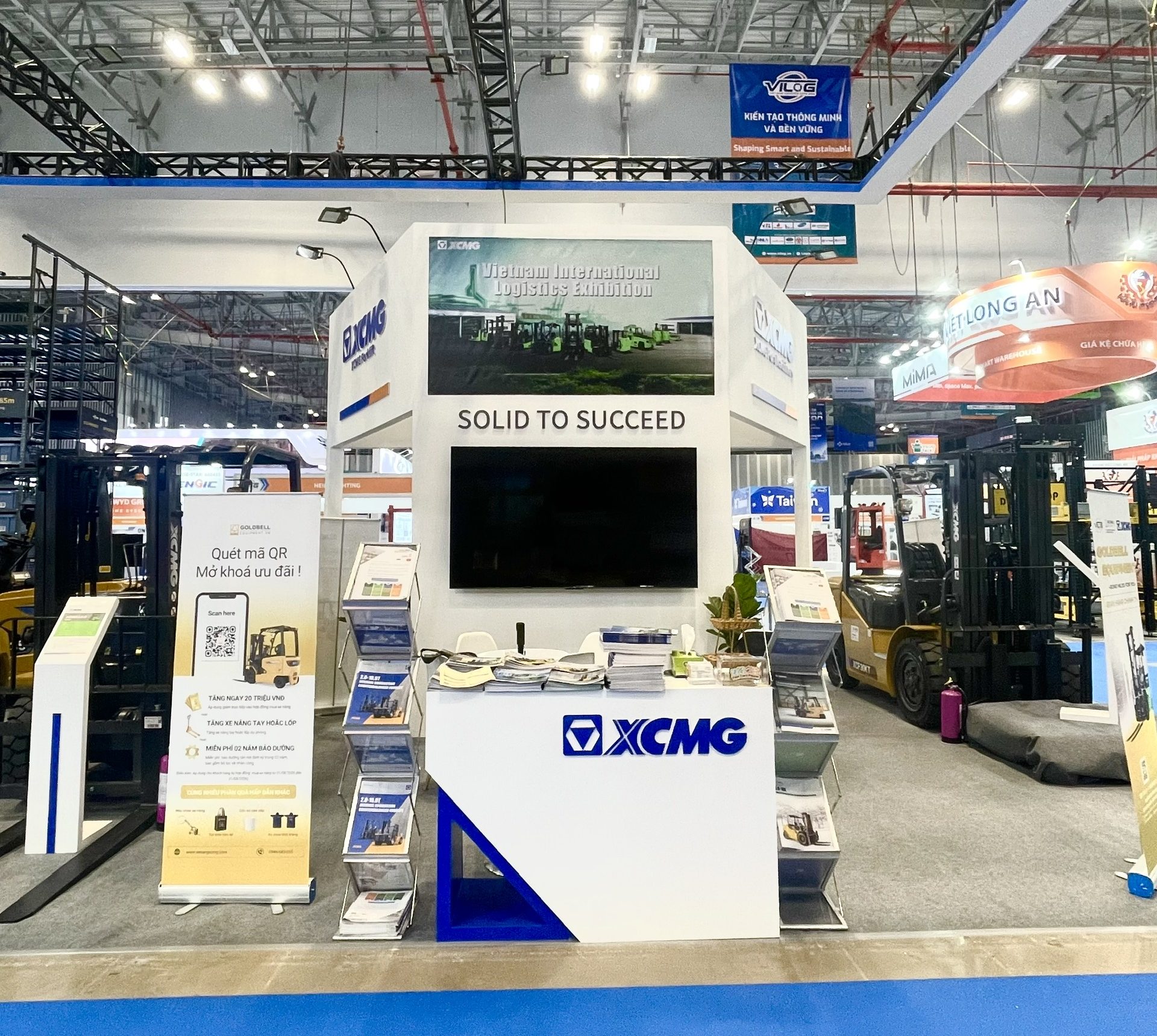 GOLDBELL - XCMG: Dấu ấn tại Triển lãm Quốc tế Logistics Việt Nam 2026 5 z8115231189054 507c3b51b2e7973208232fb221b17c26 e1785897458126
